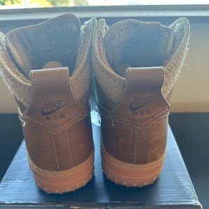 Men’s Nike Air Force One Duck boot